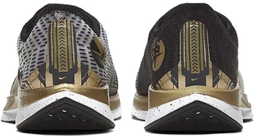 Nike Pegasus Turbo 2 低筒 跑步鞋 男女通用 黑金 Shop Nike Pegasus Turbo 2 低筒 跑步鞋 男女通用 黑金