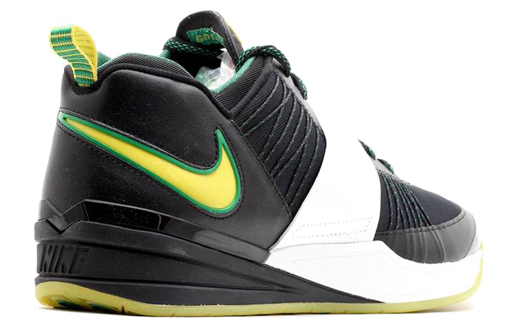 Shop 耐克Zoom Revis“俄勒冈” 374287-617