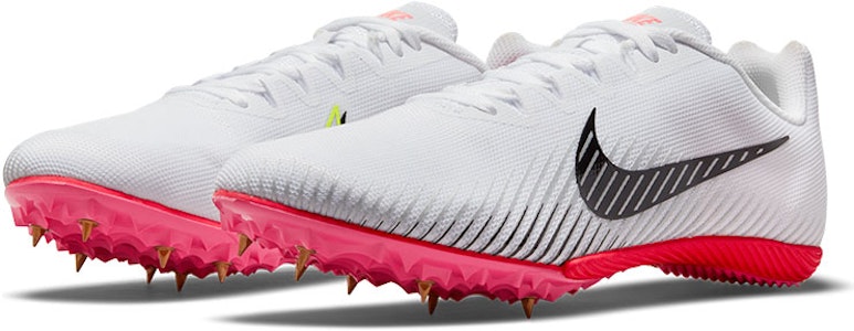 Nike Zoom Rival 9 Hitam 'Putih' DM2332-100 Lookbook Nike Zoom Rival 9 Hitam 'Putih' DM2332-100