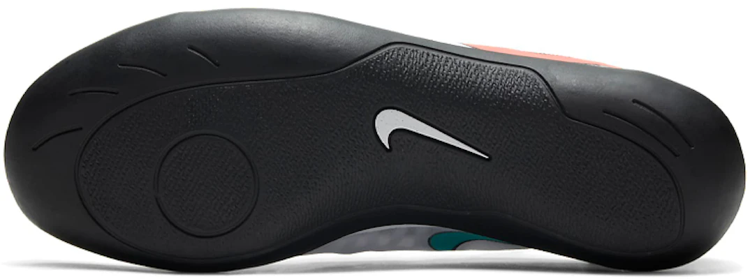 Nike Zoom Rival SD 2 ''Bianco Flash Cremisi'' 685134-101 Details for Nike Zoom Rival SD 2 ''Bianco Flash Cremisi'' 685134-101