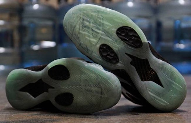 Nike zoom rookie sales fit