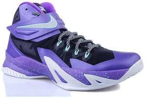 Nike Zoom Soldier 8 ''Summit Lake Hornets'' Sepatu Basket 653641-505 Order Nike Zoom Soldier 8 ''Summit Lake Hornets'' Sepatu Basket 653641-505