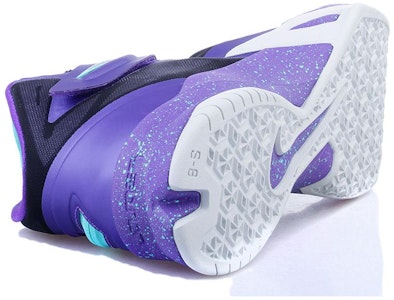 ナイキ ズーム ソルジャー 8 ''サミットレイク ホーネッツ'' 653641-505 Purchase ナイキ ズーム ソルジャー 8 ''サミットレイク ホーネッツ'' 653641-505