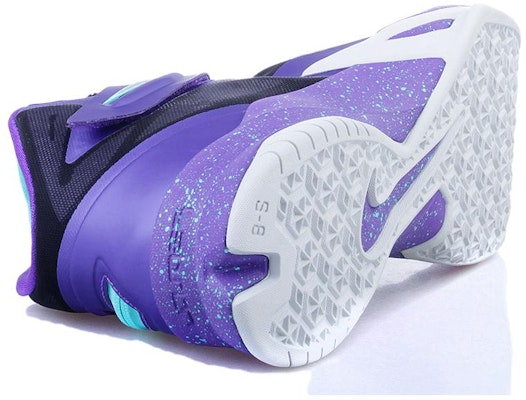 Nike Zoom Soldier 8 'Summit Lake Hornets' 653641-505 Purchase Nike Zoom Soldier 8 'Summit Lake Hornets' 653641-505
