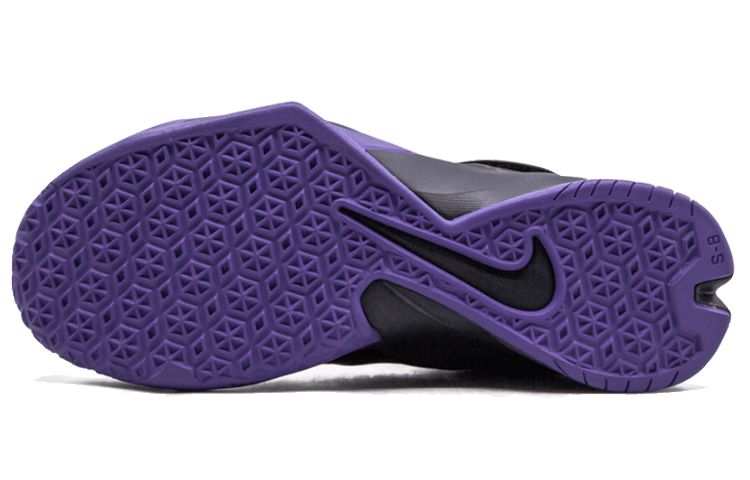 Shop Nike Zoom Soldier 8 PRM '洞穴紫' 688579-585