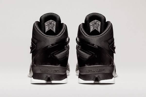 Shop Nike Zoom Soldier 8 TB Sepatu Basket 653648-001