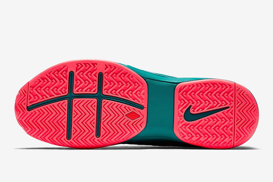 Details for Nike Zoom Vapor Tour 9.5 ''Legend'' Herrenschuhe 813025-300