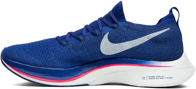 Nike Zoom VaporFly 4% Flyknit 'Deep Royal' Sepatu Lari Pria AJ3857-400 Lookbook Nike Zoom VaporFly 4% Flyknit 'Deep Royal' Sepatu Lari Pria AJ3857-400