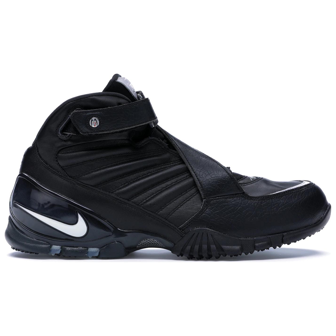 Order Nike Zoom Vick 3 Rétro ''Triple Noir'' 832698-002