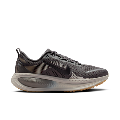 Lookbook Nike Zoom Vomero 18 Abu Sedang/Abu Perguruan/Gading Pucat/Hitam HM6803-215