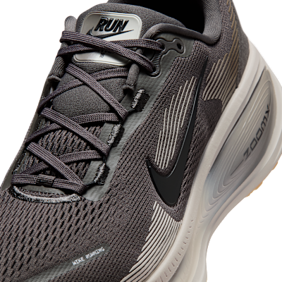 Sizing Nike Zoom Vomero 18 Abu Sedang/Abu Perguruan/Gading Pucat/Hitam HM6803-215