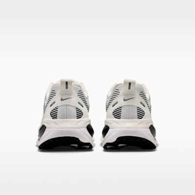 Sizing Nike Zoom Vomero 18 Bianco Summit/Nero/Off-White/Argento Metallizzato II7189-100