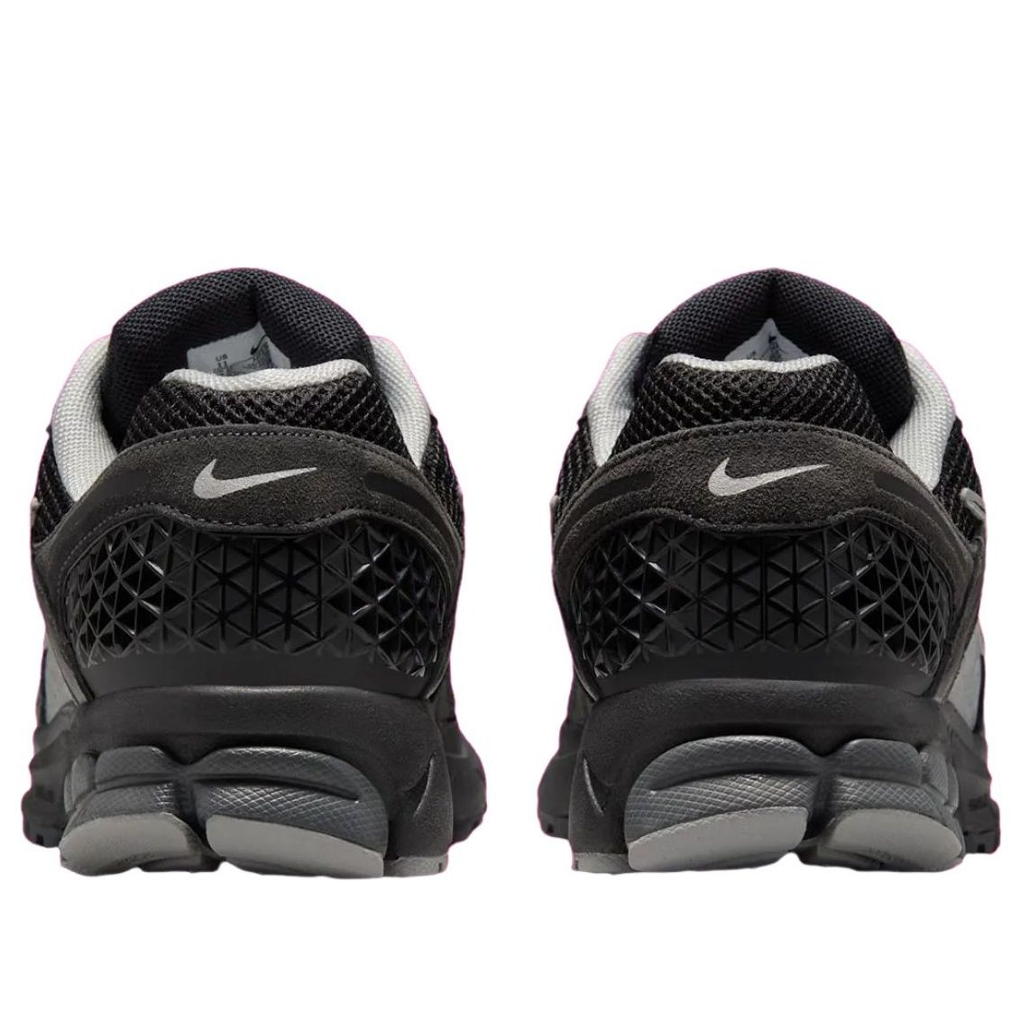 Shop Nike Zoom Vomero 5 ''深炭灰 平銀'' HF1553-006