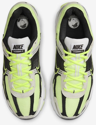 Nike Zoom Vomero 5 'Putih Logam Bolt' FB9149-701 Shop Nike Zoom Vomero 5 'Putih Logam Bolt' FB9149-701