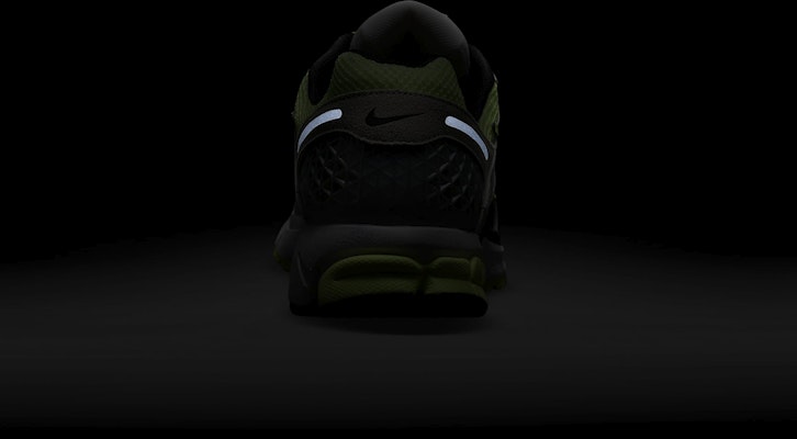 Nike Zoom Vomero 5 'Putih Logam Bolt' FB9149-701 2