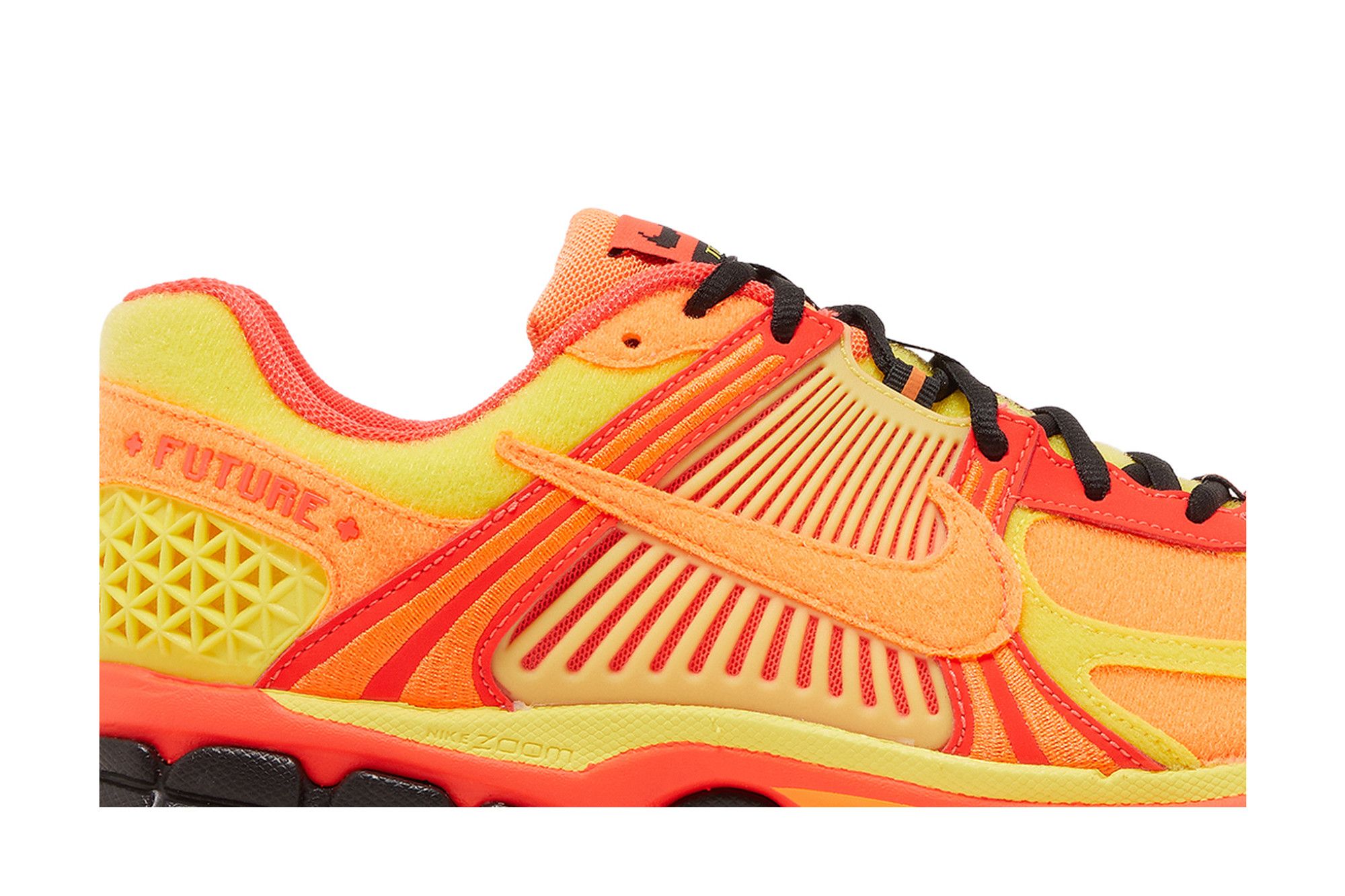 Lookbook 나이키 줌 보메로 5 '도른베허' (Nike Zoom Vomero 5 'Doernbecher') FD9711-602
