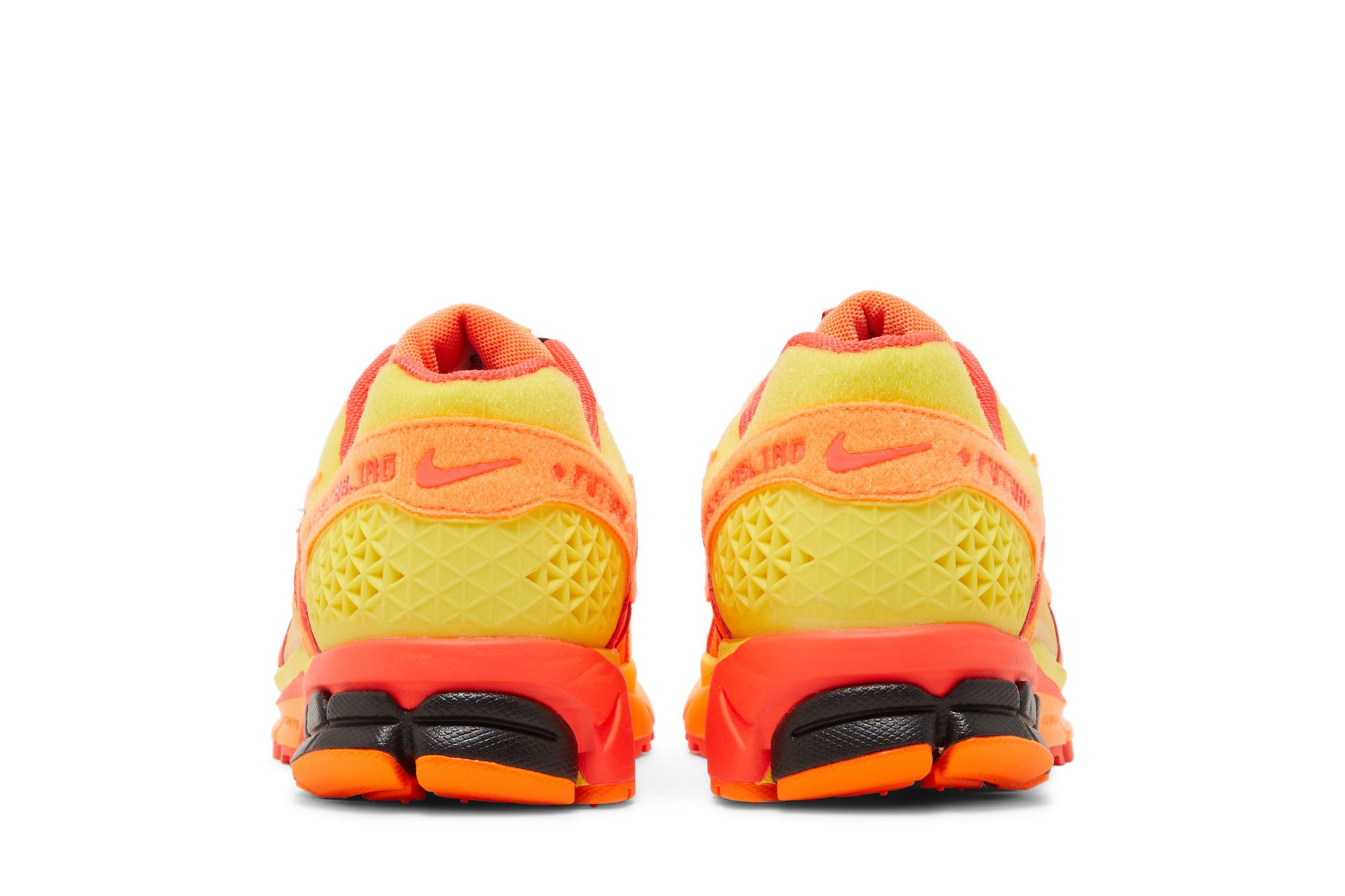 Sizing 나이키 줌 보메로 5 '도른베허' (Nike Zoom Vomero 5 'Doernbecher') FD9711-602