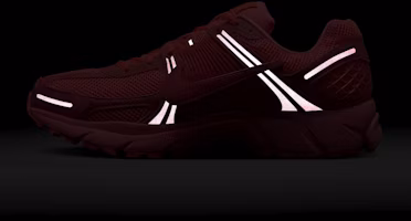 Nike Zoom Vomero 5「炙熱紅」 HF5493-600 4