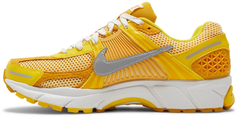 Nike Zoom Vomero 5 'Varsity Maize Laser Orange' FJ4453-765 Lookbook Nike Zoom Vomero 5 'Varsity Maize Laser Orange' FJ4453-765