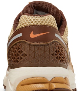 Nike Zoom Vomero 5 'Hierba de Trigo' FB9149-700 Sizing Nike Zoom Vomero 5 'Hierba de Trigo' FB9149-700