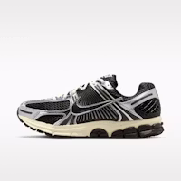 Nike Zoom Vomero 5 Black/Metallic Silver/Coconut Milk/Chrome IM3486-003 Nike Zoom Vomero 5 Black/Metallic Silver/Coconut Milk/Chrome IM3486-003