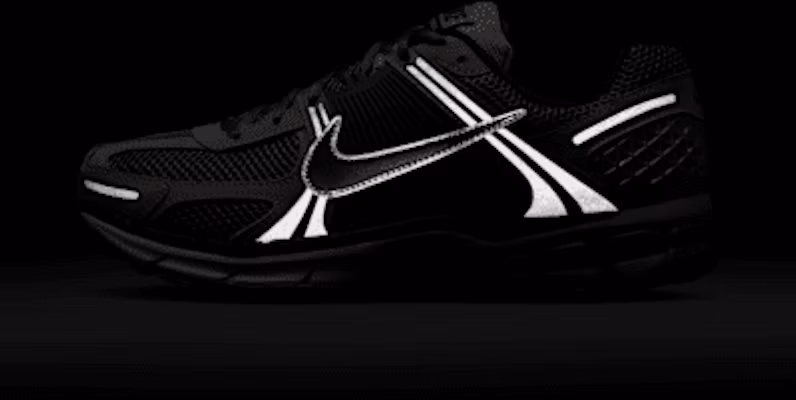 Nike Zoom Vomero 5 Kelabu Kolej/Batu Gua/Perak Metalik/Hitam FB9149-005 4