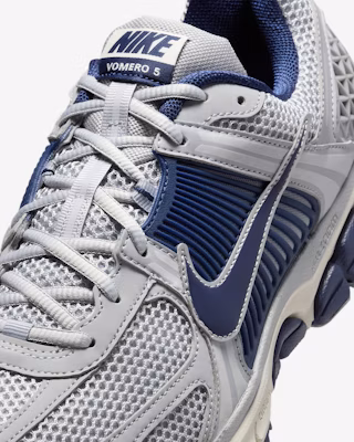 Nike Zoom Vomero 5 FB9149-003 Sizing Nike Zoom Vomero 5 FB9149-003