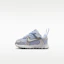 Buy Nike Zoom Vomero 5 Abu-Abu Football/Pencil Point/Putih Summit IO7467-002