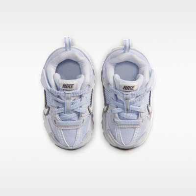 Shop Nike Zoom Vomero 5 Abu-Abu Football/Pencil Point/Putih Summit IO7467-002