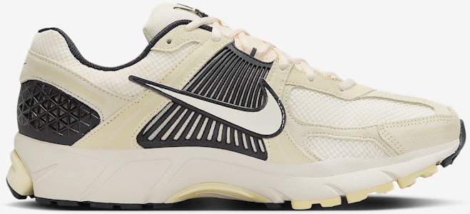 Nike Zoom Vomero 5 跑鞋 HF1553-701 Lookbook Nike Zoom Vomero 5 跑鞋 HF1553-701