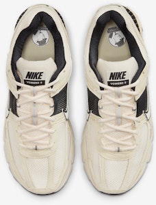 Nike Zoom Vomero 5 跑鞋 HF1553-701 Shop Nike Zoom Vomero 5 跑鞋 HF1553-701