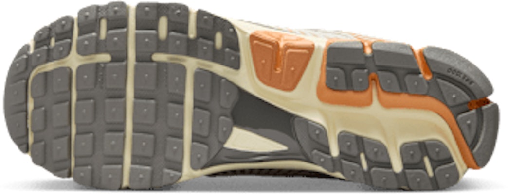 Nike Zoom Vomero 5 IB7469-030 Order Nike Zoom Vomero 5 IB7469-030