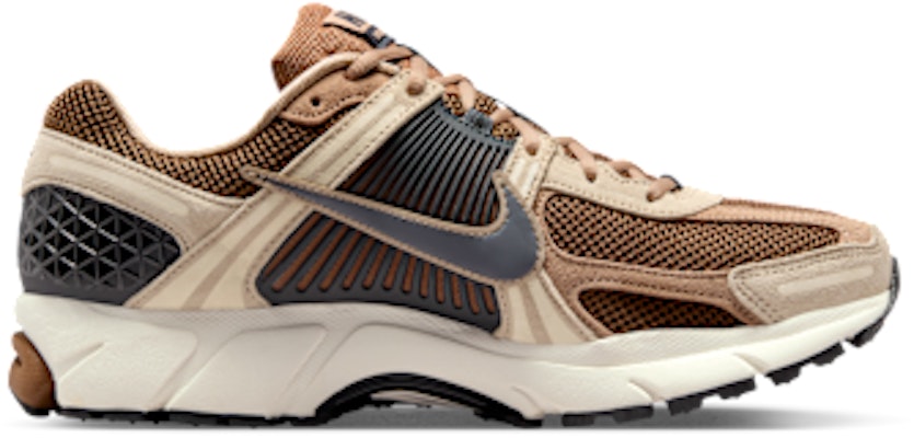 Nike Zoom Vomero 5 Light British Tan/British Khaki/Linen/Dark Smoke Gray HF1553-202 Lookbook Nike Zoom Vomero 5 Light British Tan/British Khaki/Linen/Dark Smoke Gray HF1553-202