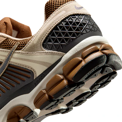 Nike Zoom Vomero 5 Light British Tan/Caqui Británico/Lino/Gris Humo Oscuro HF1553-202 1
