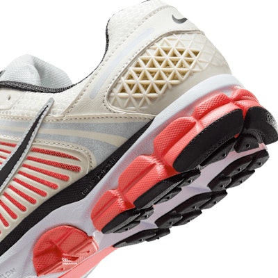 나이키 줌 보메로 5 라이트 오어우드 브라운/브라이트 크림슨/세일/블랙 FB9149-102 Cheap 나이키 줌 보메로 5 라이트 오어우드 브라운/브라이트 크림슨/세일/블랙 FB9149-102