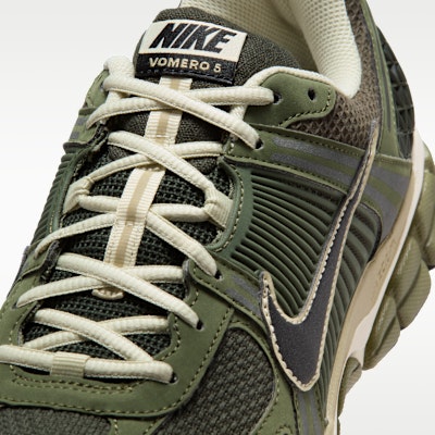 Nike Zoom Vomero 5 SE Army Olive/Sequoia/Light Khaki/Black IB2987-300 Sizing Nike Zoom Vomero 5 SE Army Olive/Sequoia/Light Khaki/Black IB2987-300