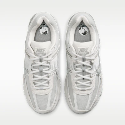 Nike Zoom Vomero 5 SE Bust Gray/Platinum Tint/White/Light Smoke Gray IH8039-001 Shop Nike Zoom Vomero 5 SE Bust Gray/Platinum Tint/White/Light Smoke Gray IH8039-001