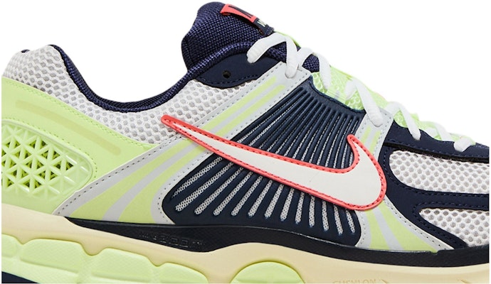 나이키 줌보메로 5 볼트 네이비 IB4004-701 Order 나이키 줌보메로 5 볼트 네이비 IB4004-701