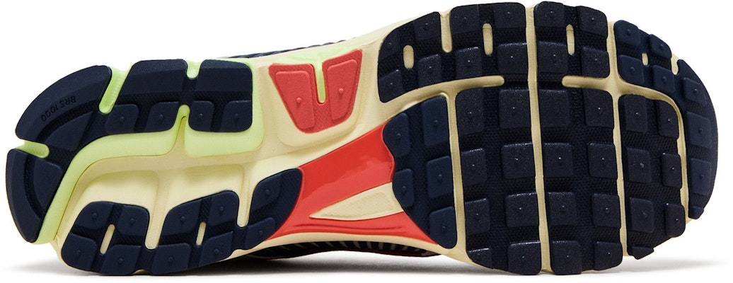 나이키 줌보메로 5 볼트 네이비 IB4004-701 Shop 나이키 줌보메로 5 볼트 네이비 IB4004-701