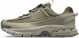 nike-zoom-vomero-luminescent-silver-sage-spruce-fog-barely-bolt-silver-sage-hj-4646-300