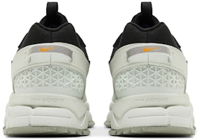 Sizing Nike Zoom Vomero Roam 'Black Light Silver' FV2295-001