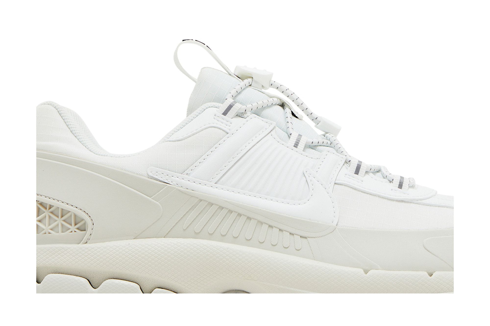Lookbook Nike Zoom Vomero Roam 'Summit White' Putih Puncak HV5951-100