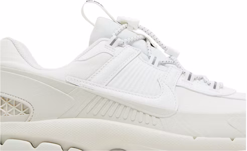 Lookbook Nike Zoom Vomero Roam 'Summit White' HV5951-100