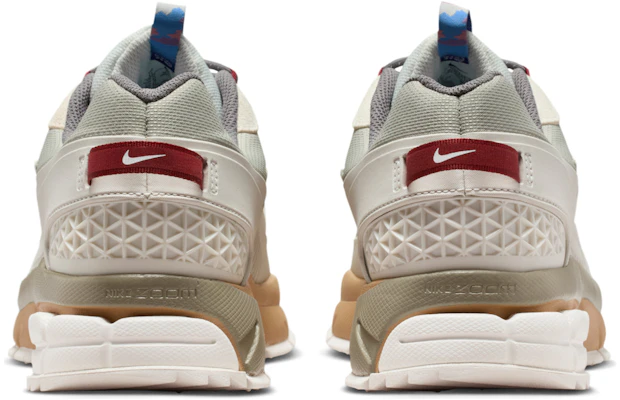 Nike Zoom Vomero Roam 'Year of the Horse' IQ1126-317 Shop Nike Zoom Vomero Roam 'Year of the Horse' IQ1126-317