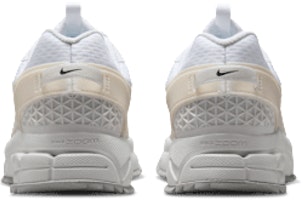 Nike Zoom Vomero Roam HJ4646-100 Details for Nike Zoom Vomero Roam HJ4646-100