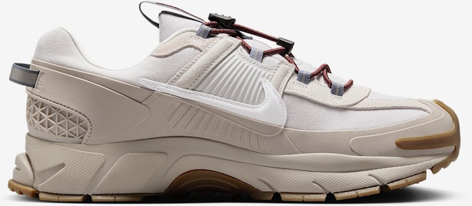 Nike Zoom Vomero Roam Kasut Larian HV4294-009 Lookbook Nike Zoom Vomero Roam Kasut Larian HV4294-009