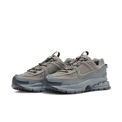Details for Nike Zoom Vomero Roam Metallic Pewter/Abu Abu/Cool Gray/Anthracite/Metallic Pewter HV6901-001