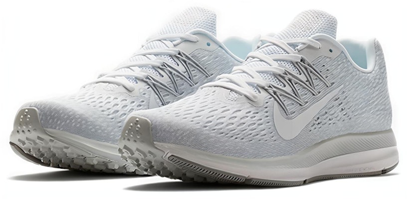 Nike Zoom Winflo 5 'Hitam' AA7406-100 Lookbook Nike Zoom Winflo 5 'Hitam' AA7406-100