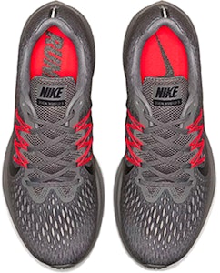 Nike Zoom Winflo 5 低筒 跑步鞋 男款 灰色 Lookbook Nike Zoom Winflo 5 低筒 跑步鞋 男款 灰色