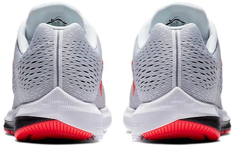 耐克 Zoom Winflo 5 "红色轨道" AA7406-101 Shop 耐克 Zoom Winflo 5 "红色轨道" AA7406-101